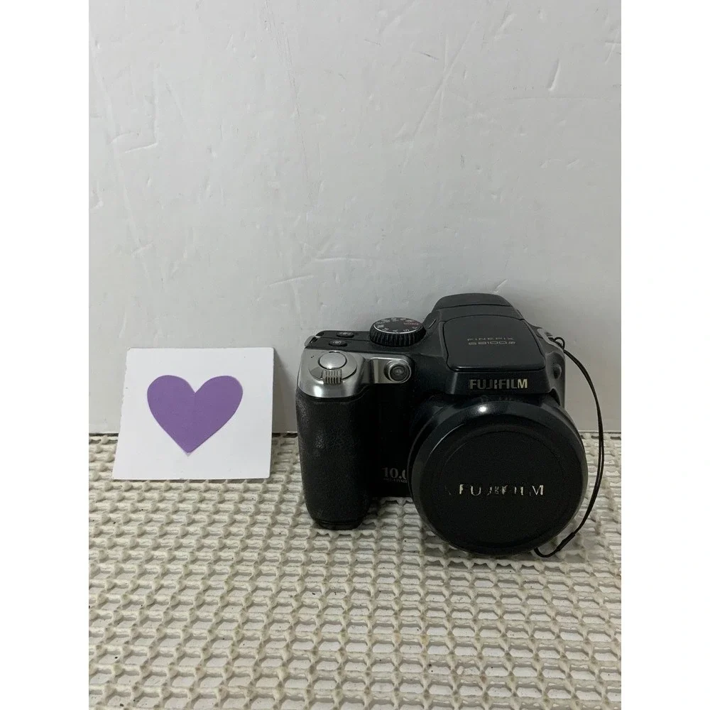 Fujifilm FinePix S8100fd Digital Camera Black Tested Working Defected Read Descr
